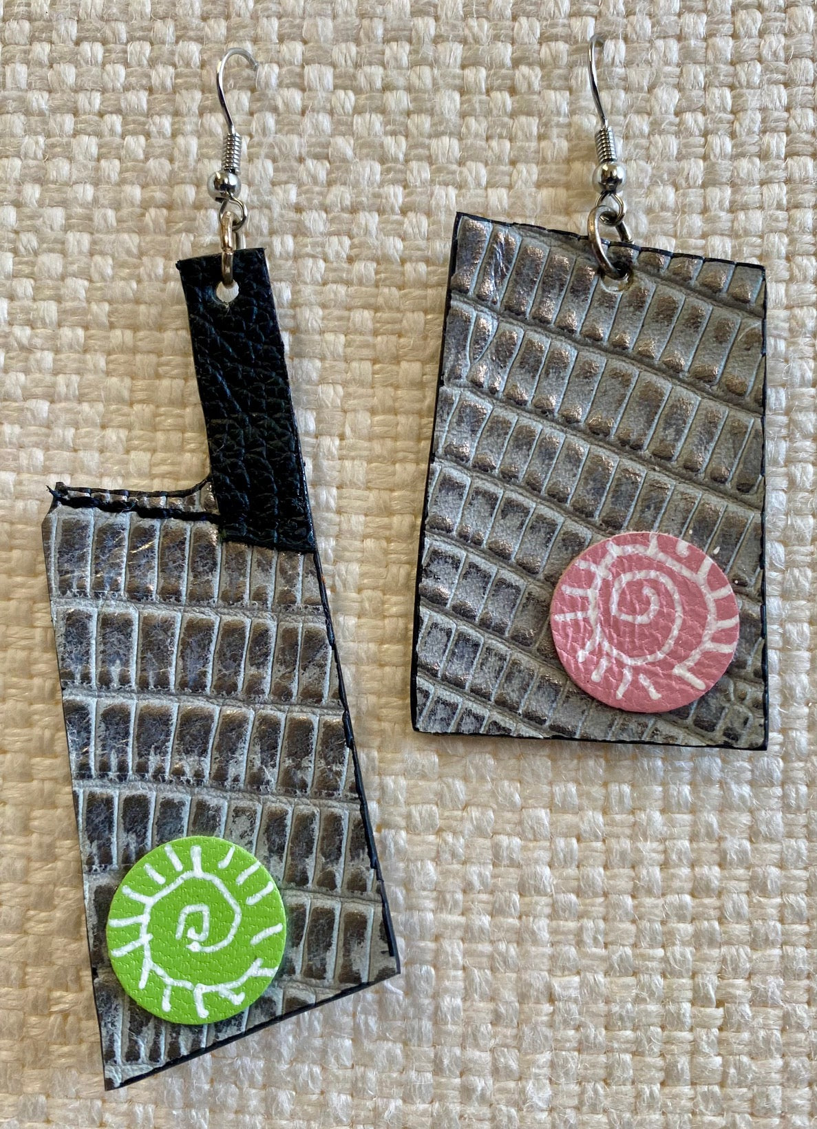 Leather Earrings - Length of the longest side - 3 inches