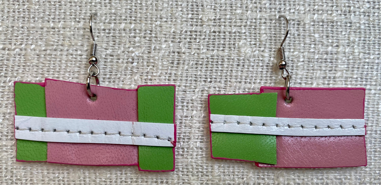 Leather Earrings - Length of the longest side 1 inch