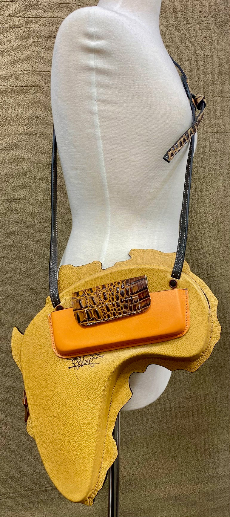MOTHERLAND HANDBAG